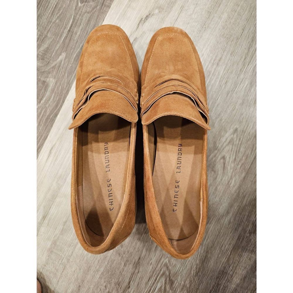 Chinese Laundry Women's Tan Marilyn Block Heel Clogs - Picture 8 of 12